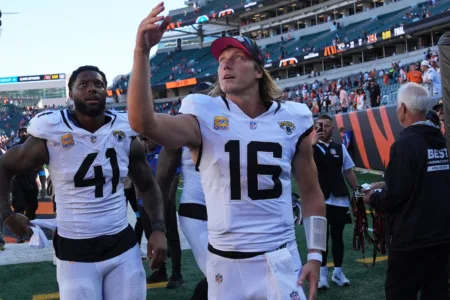 Trevor Lawrence Finally Gets First Win Over Bengals As Jaguars Hold On For 22-17 Victory